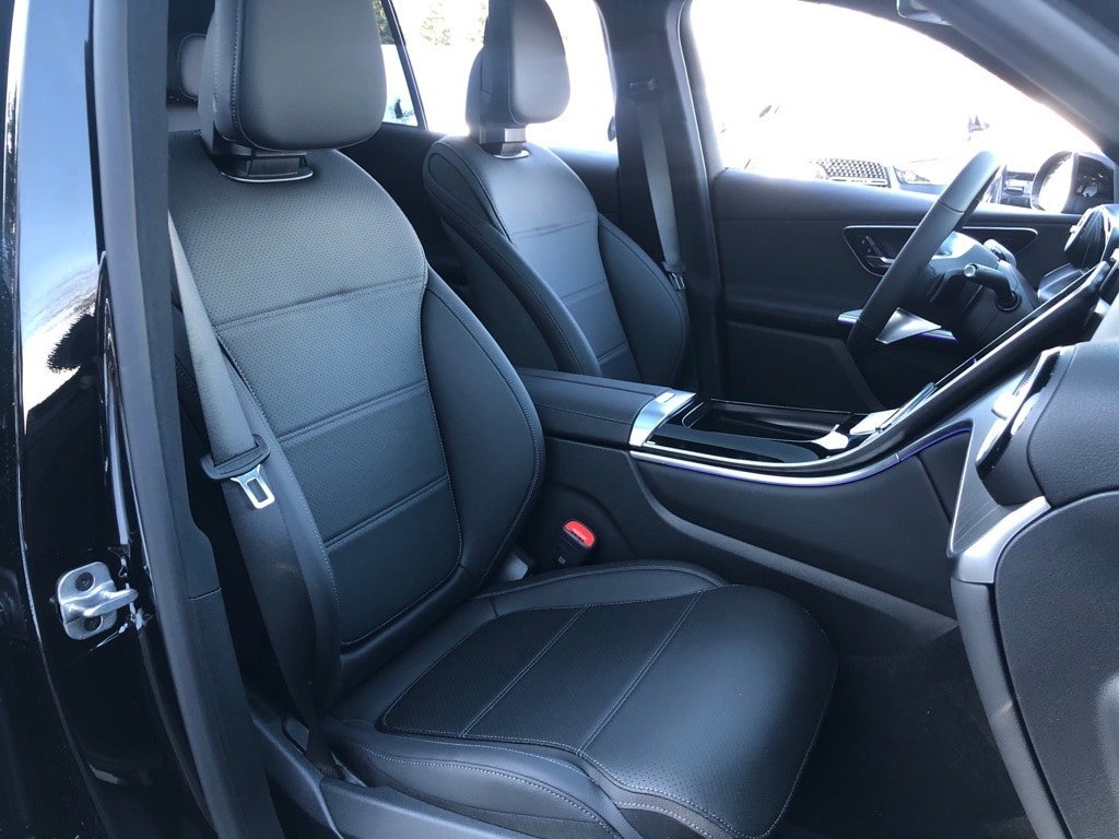 New 2026 Mercedes-Benz GLC 300 4MATIC image 34