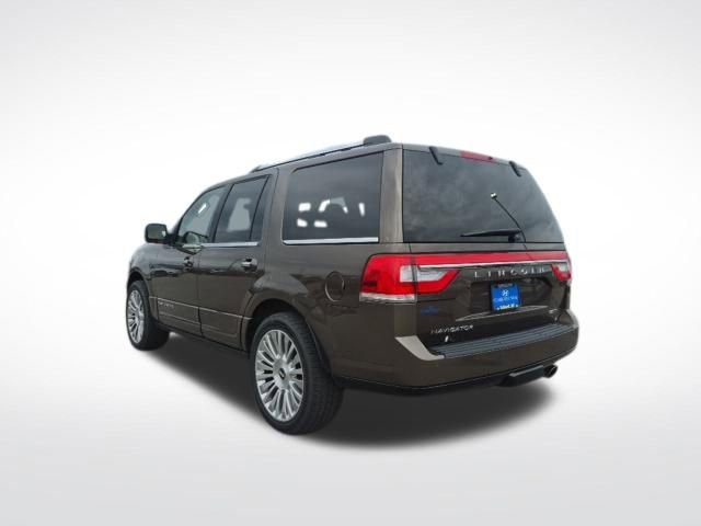 Used 2015 Lincoln Navigator 4WD w/ Equipment Group 101A Reserve image 7