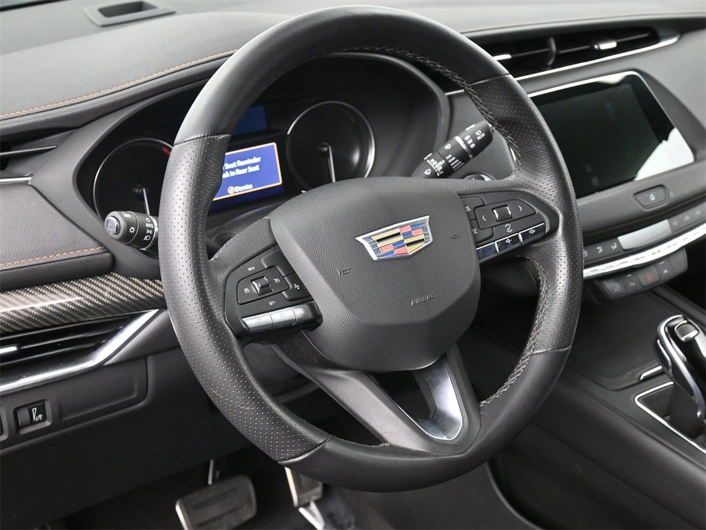 Certified 2022 Cadillac XT4 Sport w/ Enhanced Visibility Package image 10