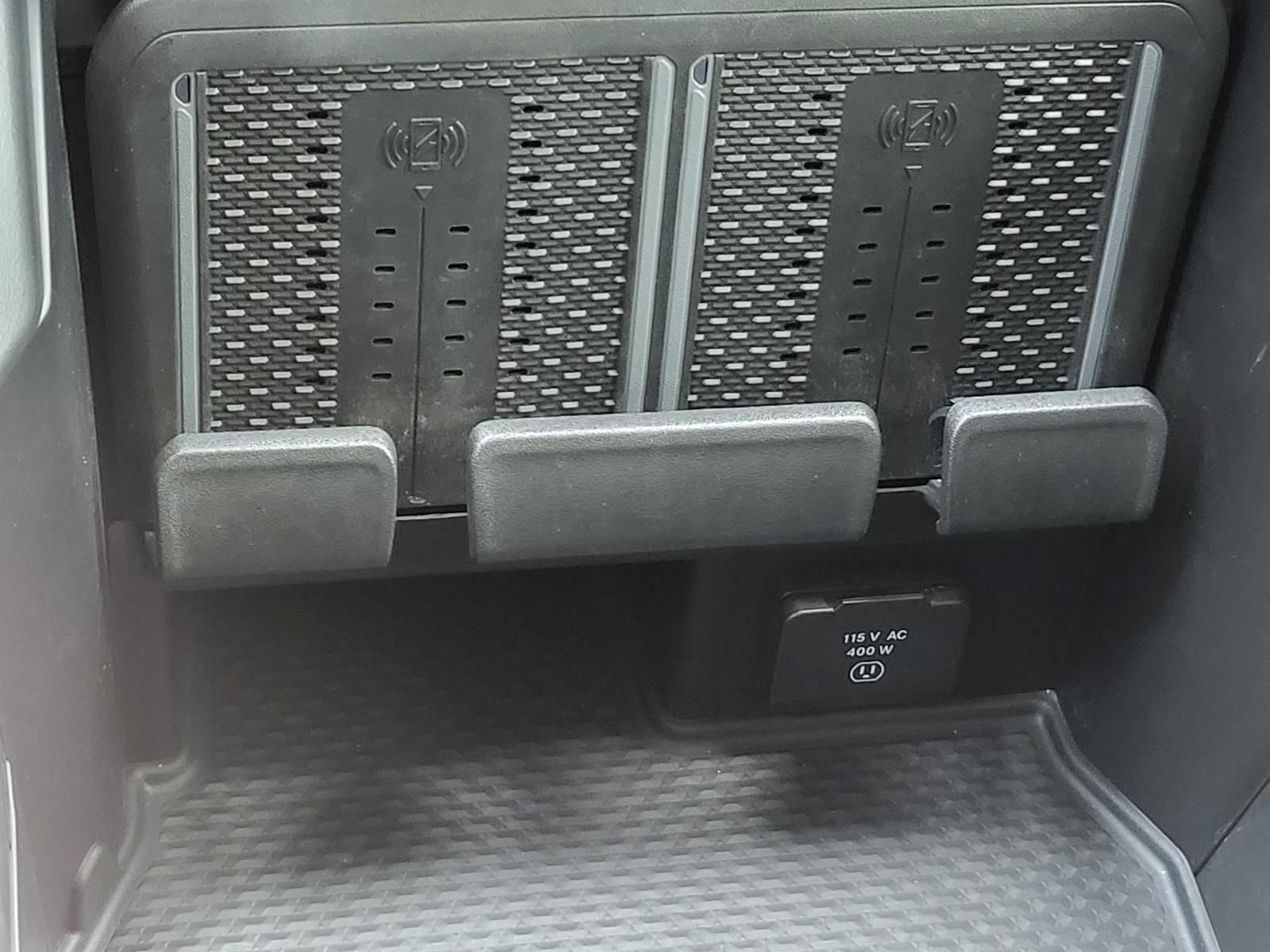 Used 2025 RAM 3500 Longhorn image 24