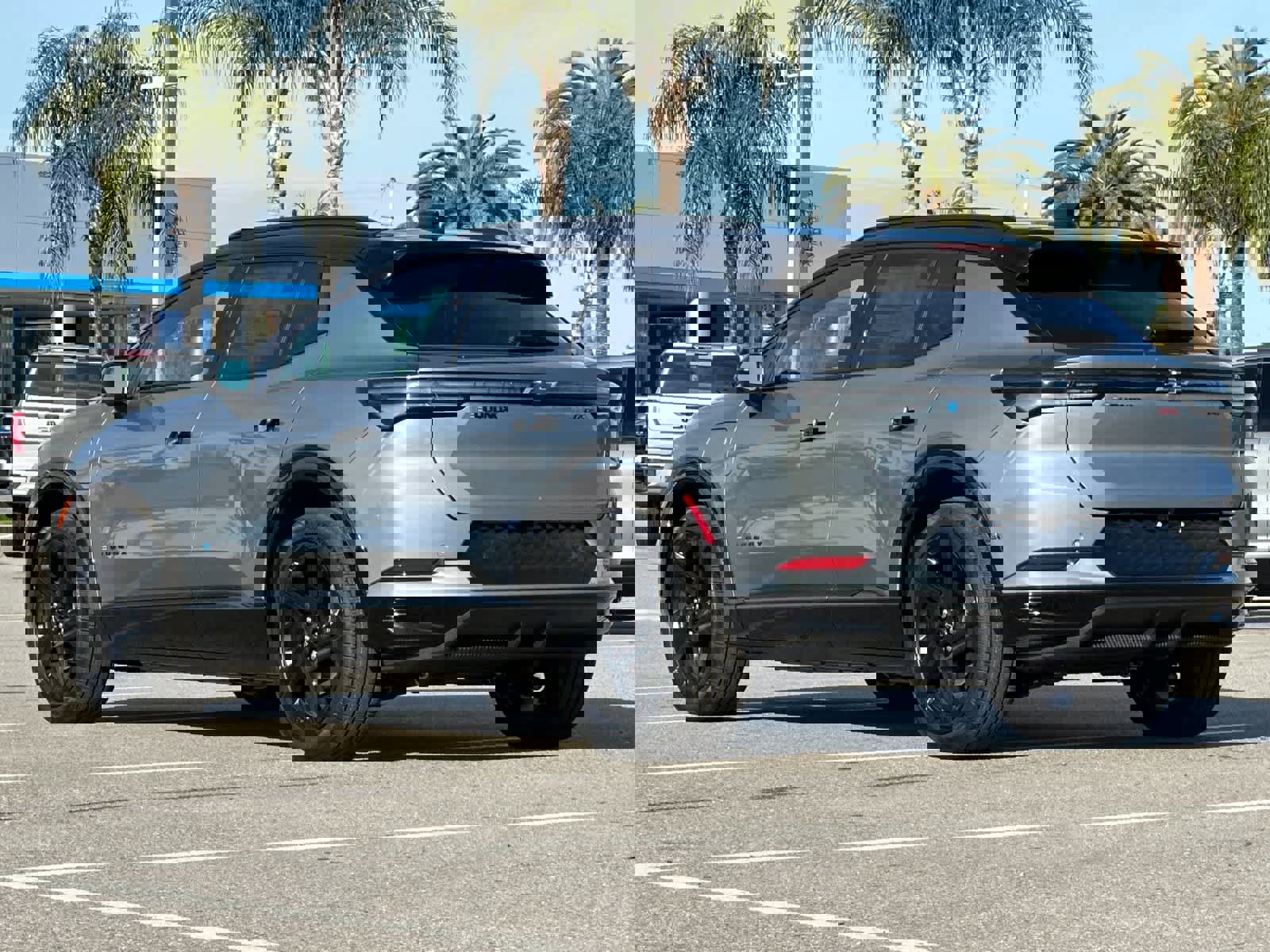 New 2026 Chevrolet Equinox EV RS image 3