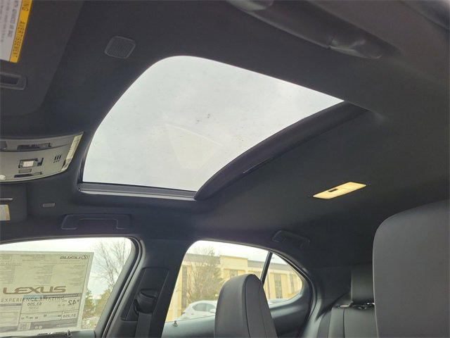 New 2025 Lexus UX 300h 300h Premium image 31