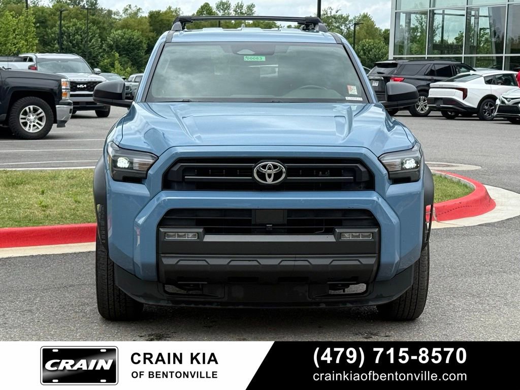 Used 2025 Toyota 4Runner SR5 AWD/4WD image 2
