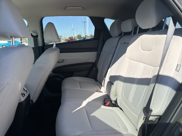 Used 2025 Hyundai Tucson SEL FWD image 12