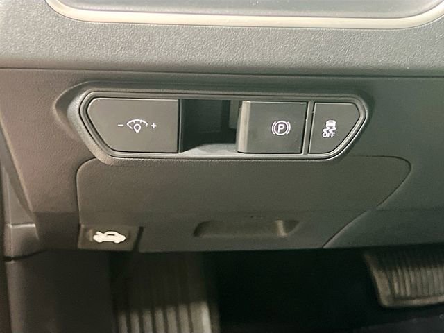 Certified 2025 Kia K4 LXS image 10