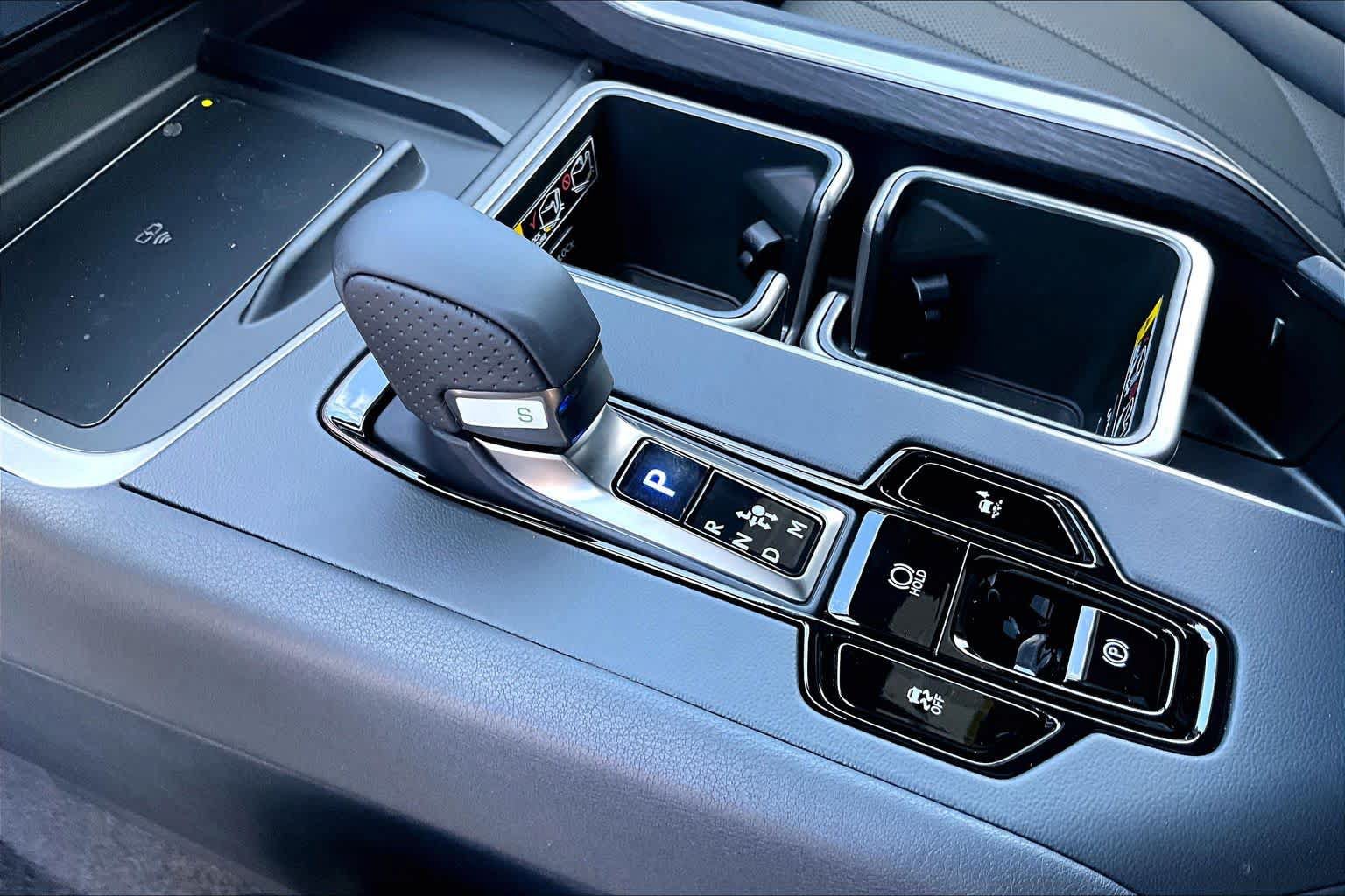 New 2026 Lexus TX 500h AWD image 11