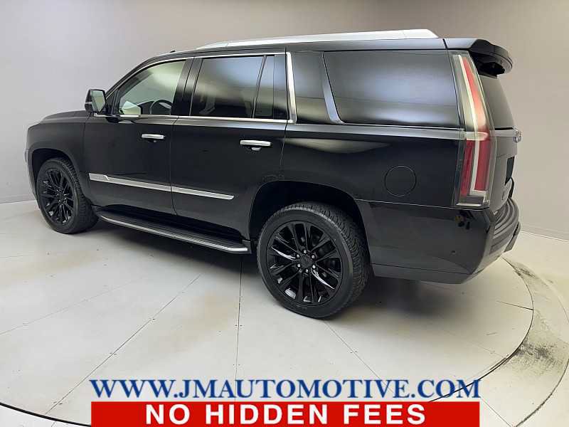 Used 2017 Cadillac Escalade Luxury AWD/4WD image 3