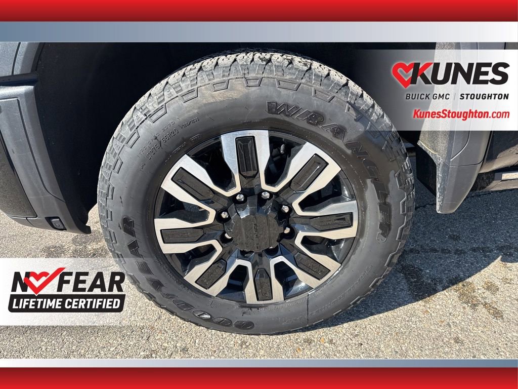 Used 2025 GMC Sierra 3500 Denali Ultimate AWD/4WD image 16