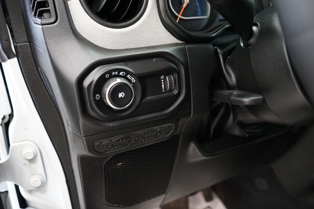 Used 2024 Jeep Wrangler Unlimited Sport AWD/4WD image 28