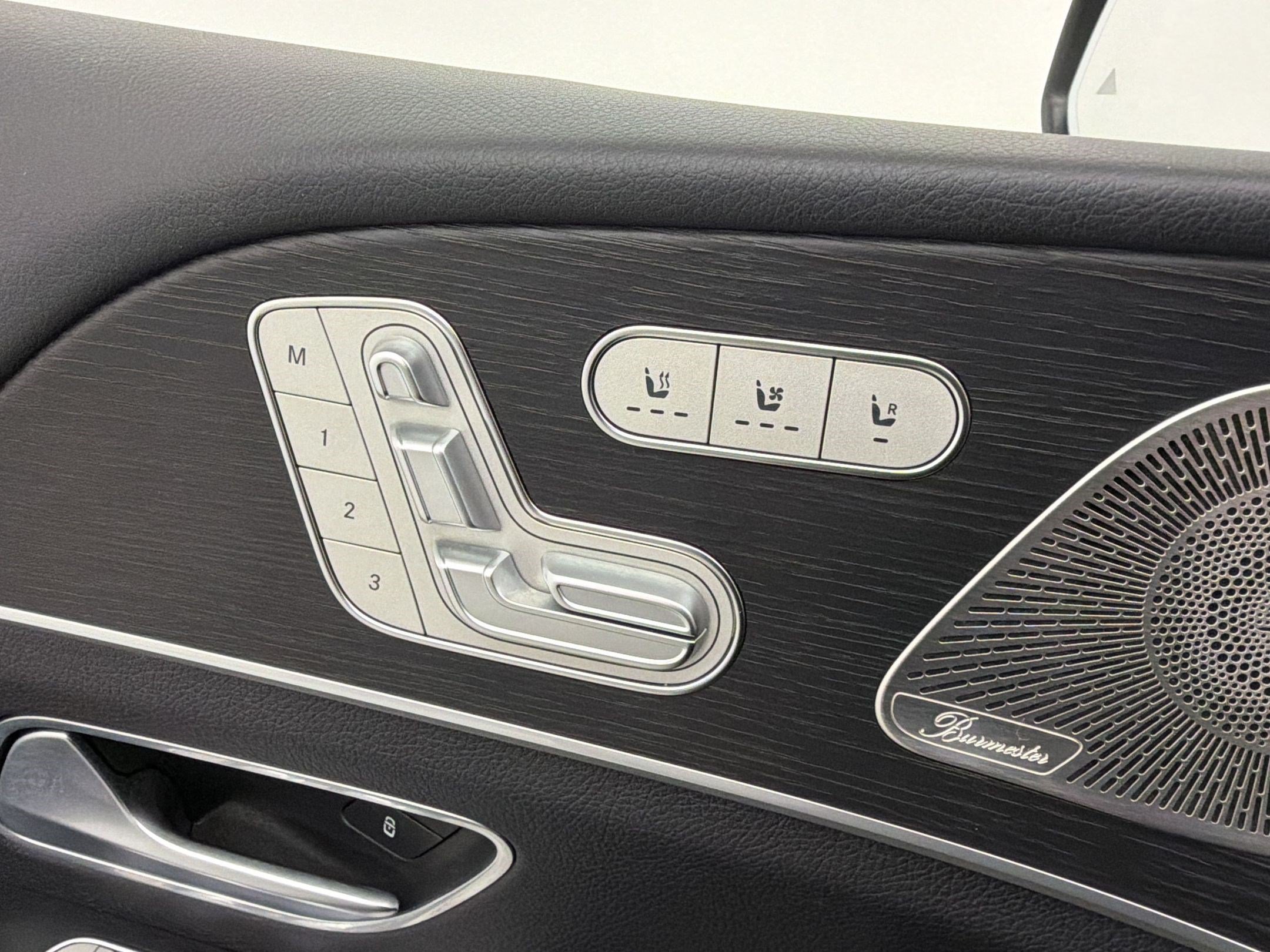 Used 2024 Mercedes-Benz GLS 450 4MATIC image 35