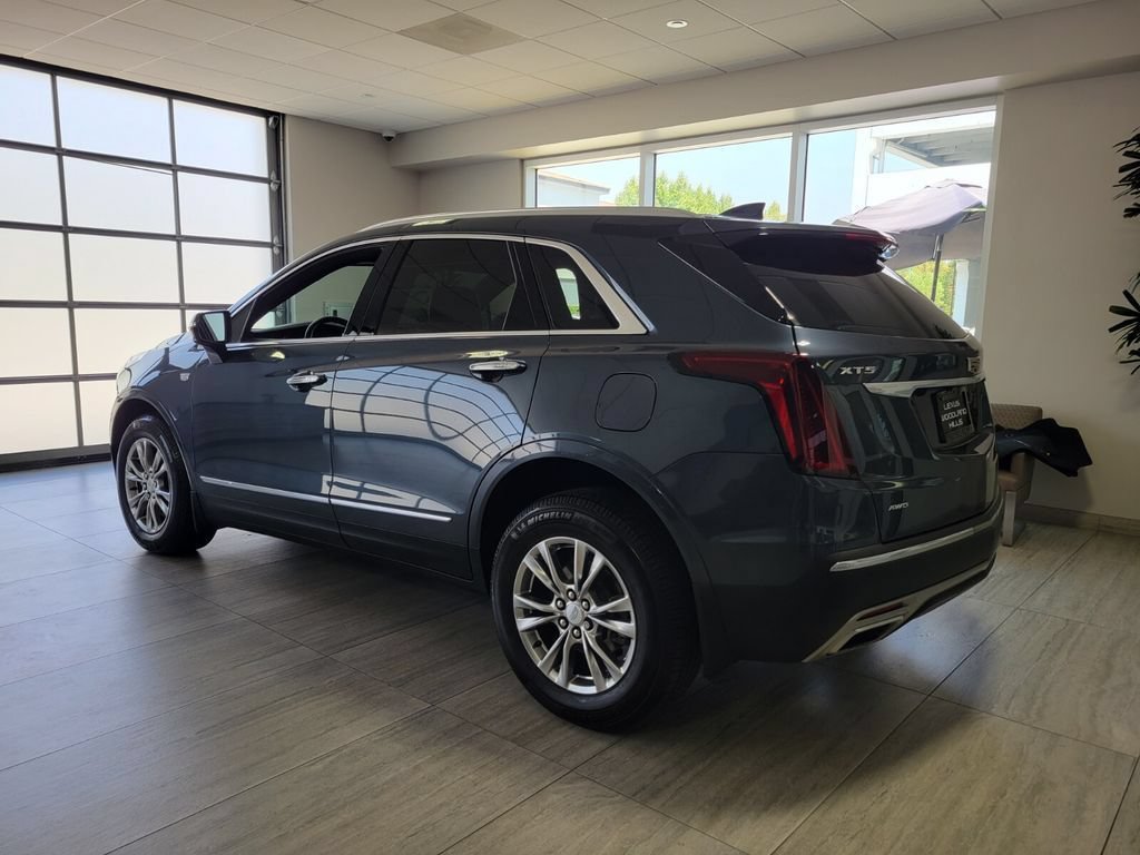 Used 2020 Cadillac XT5 Premium Luxury w/ LPO, Floor Liner Package AWD/4WD image 3