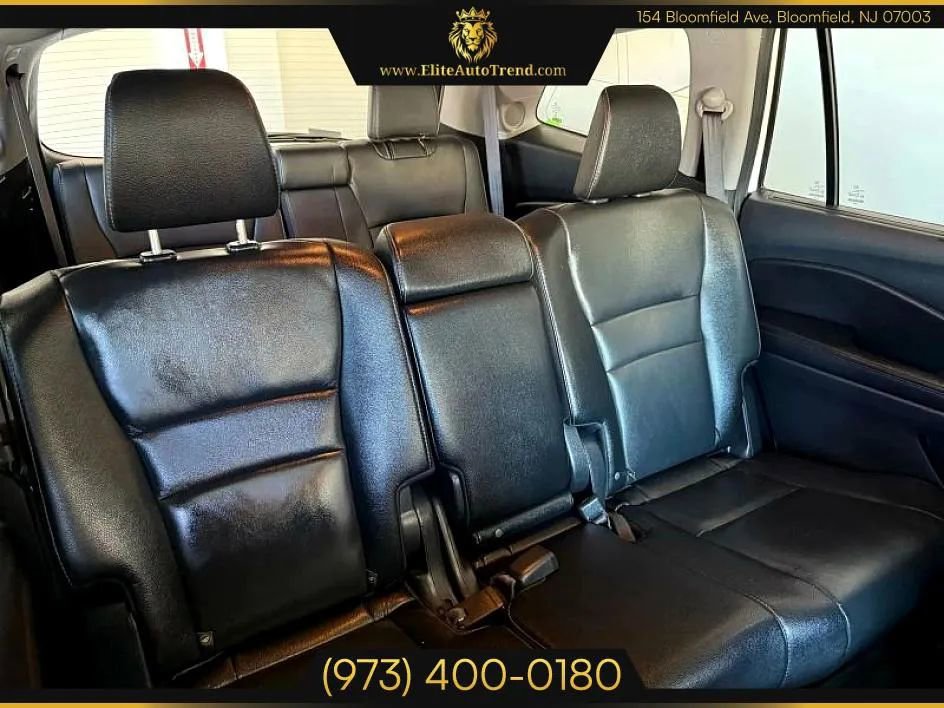 Used 2017 Honda Pilot Touring image 24