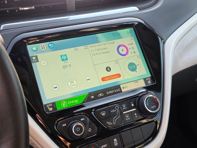 Used 2017 Chevrolet Bolt Premier w/ Driver Confidence II Package FWD image 27