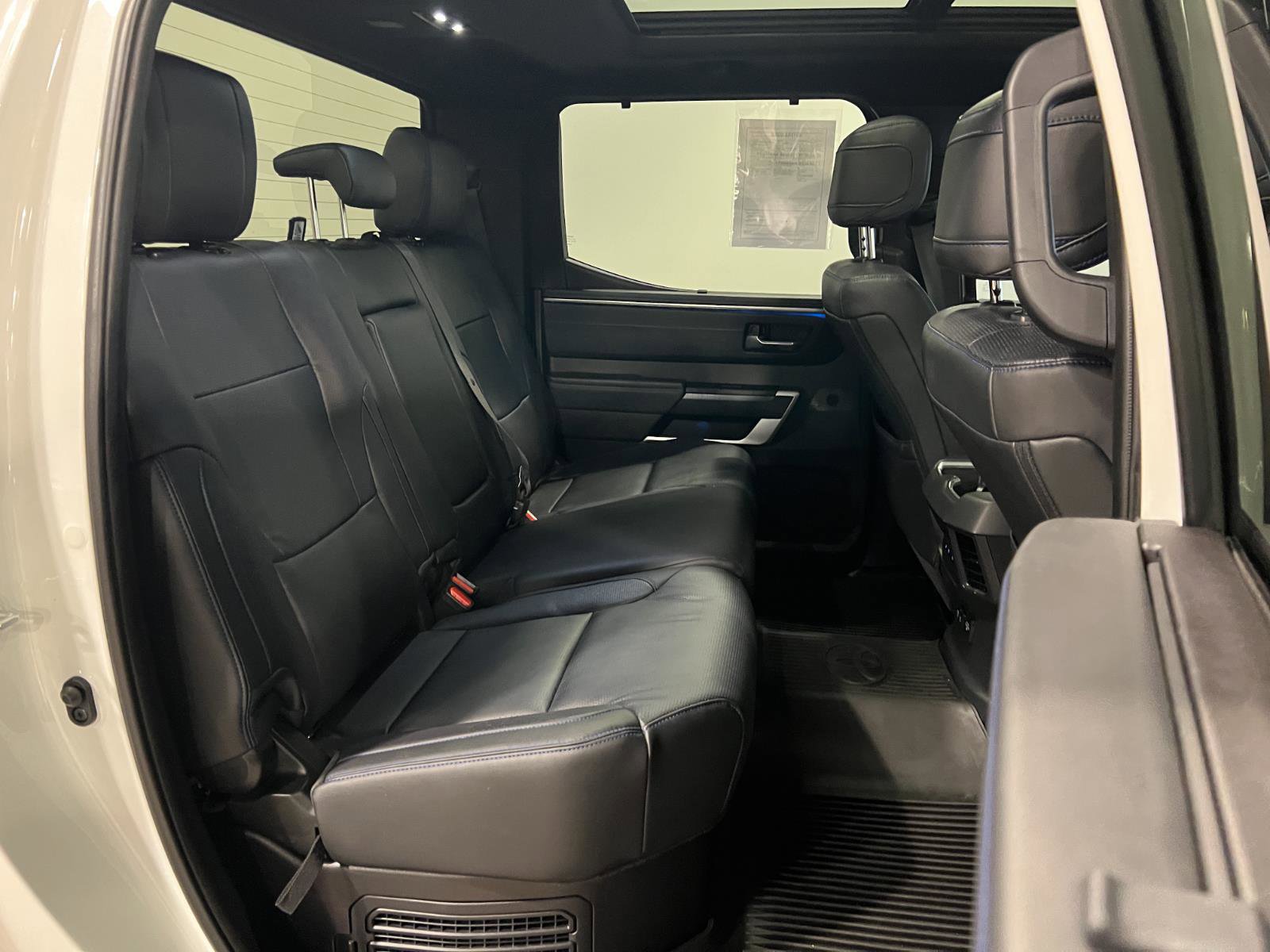 Used 2022 Toyota Tundra Platinum AWD/4WD image 36