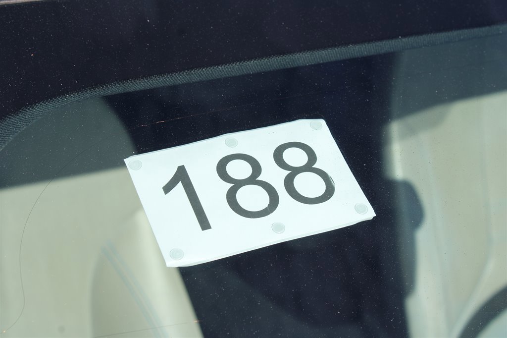 Used 2015 BMW i8 image 14