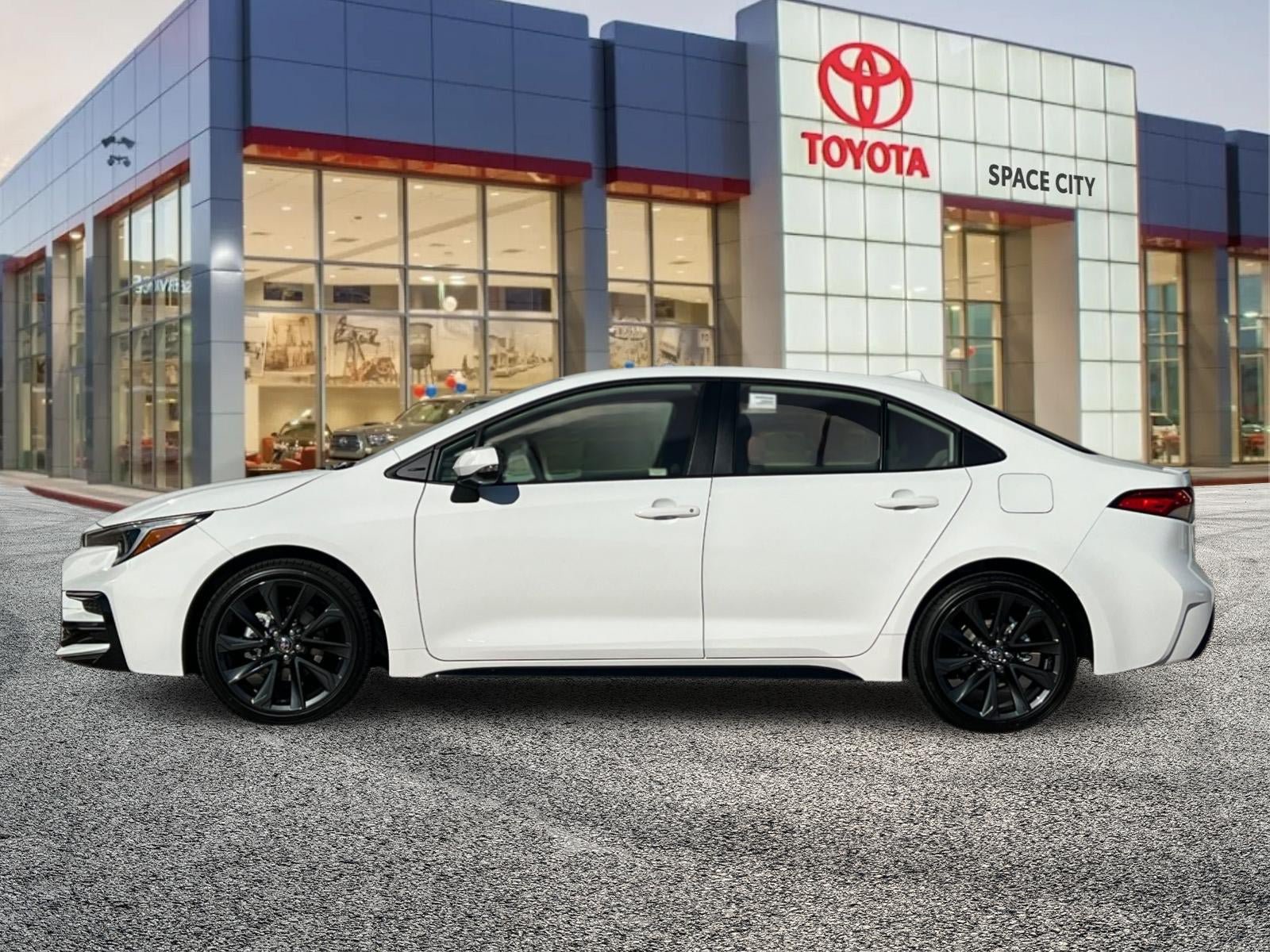 New 2026 Toyota Corolla SE FWD image 3