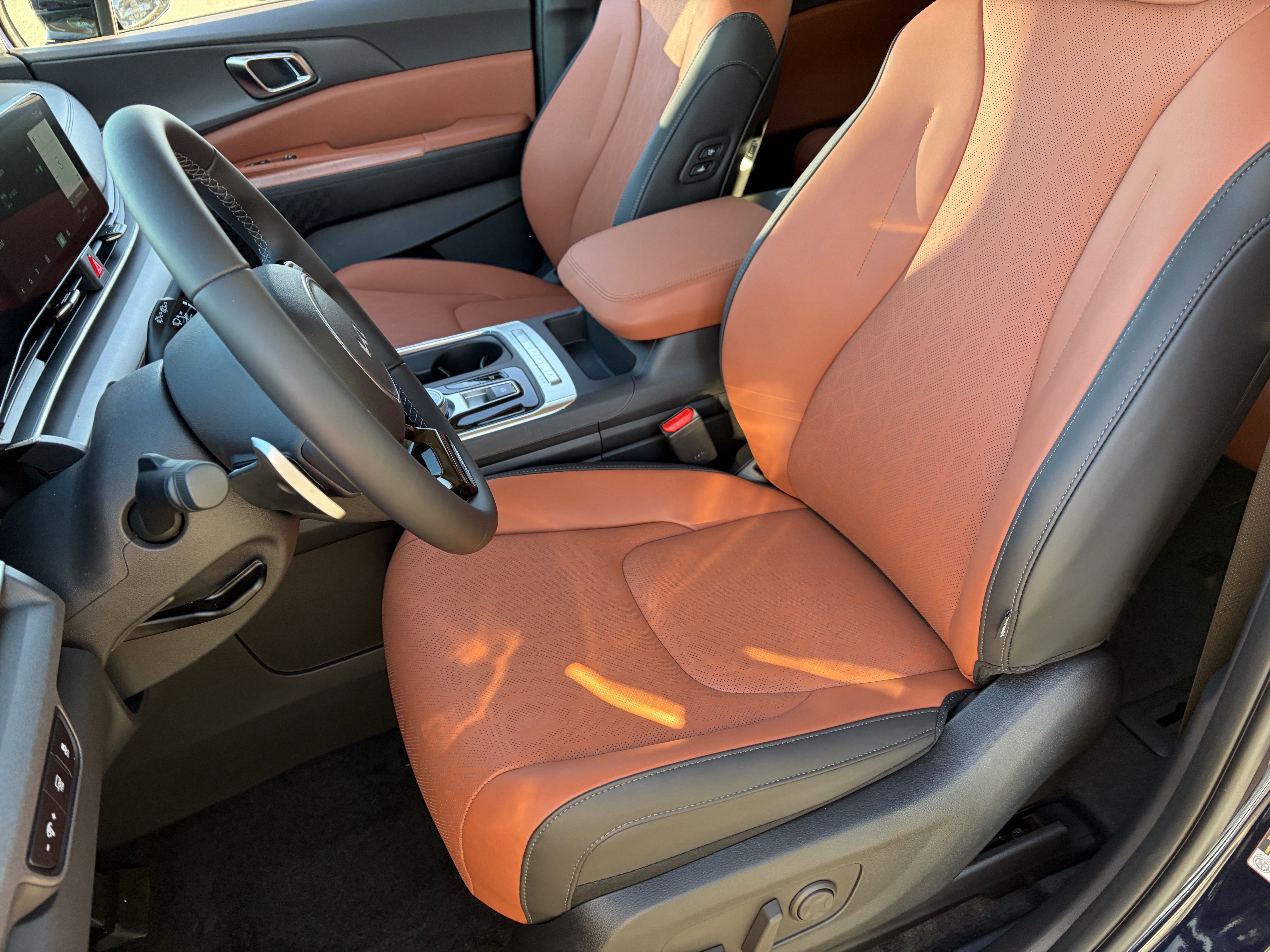 New 2026 Kia Carnival EX image 18