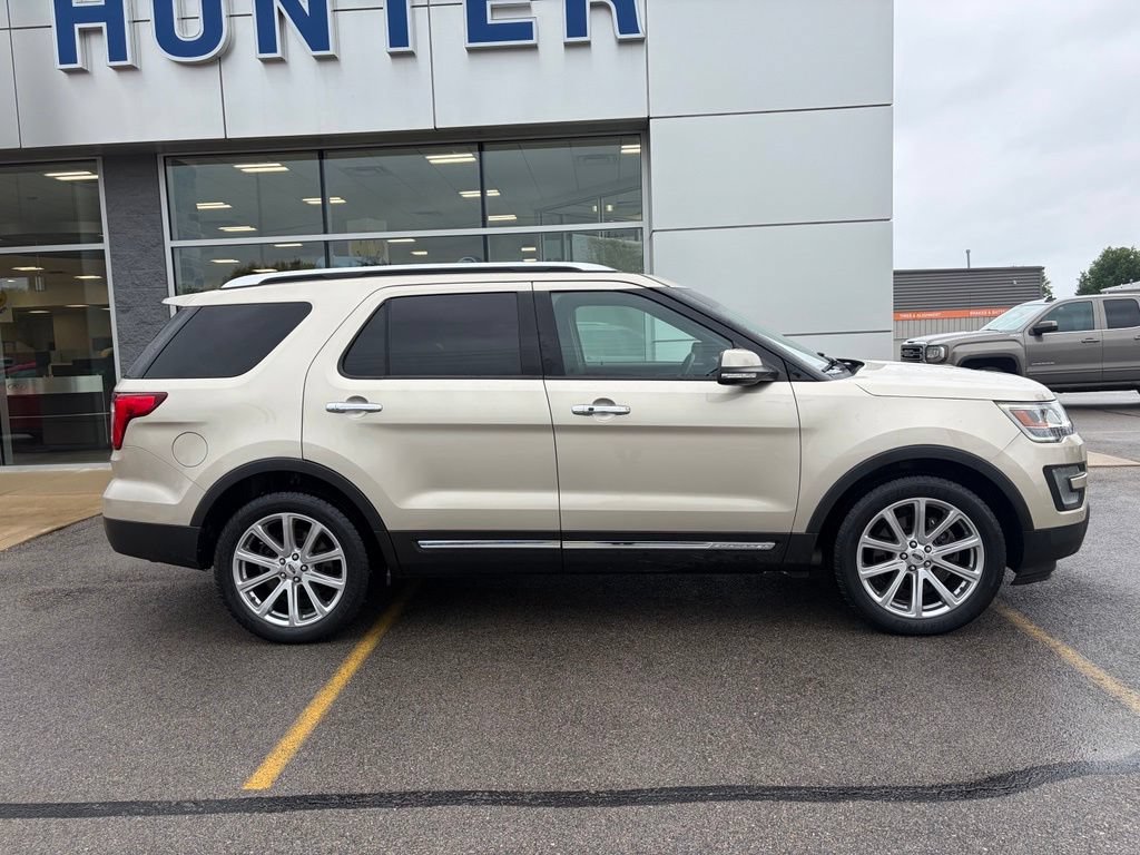 Used 2017 Ford Explorer Limited FWD image 39
