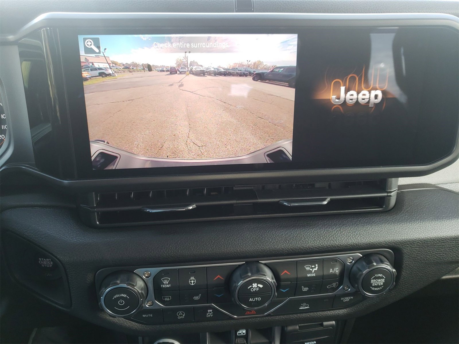 New 2026 Jeep Gladiator Willys image 30