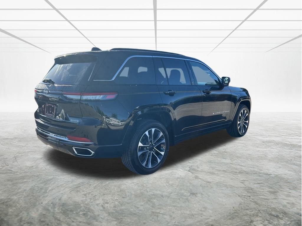 New 2025 Jeep Grand Cherokee Overland image 4