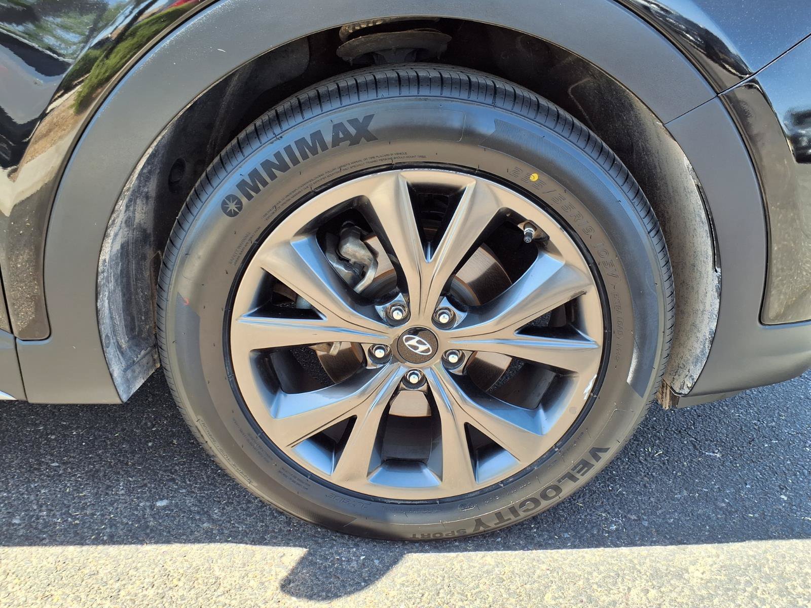 Used 2017 Hyundai Santa Fe Sport FWD image 9