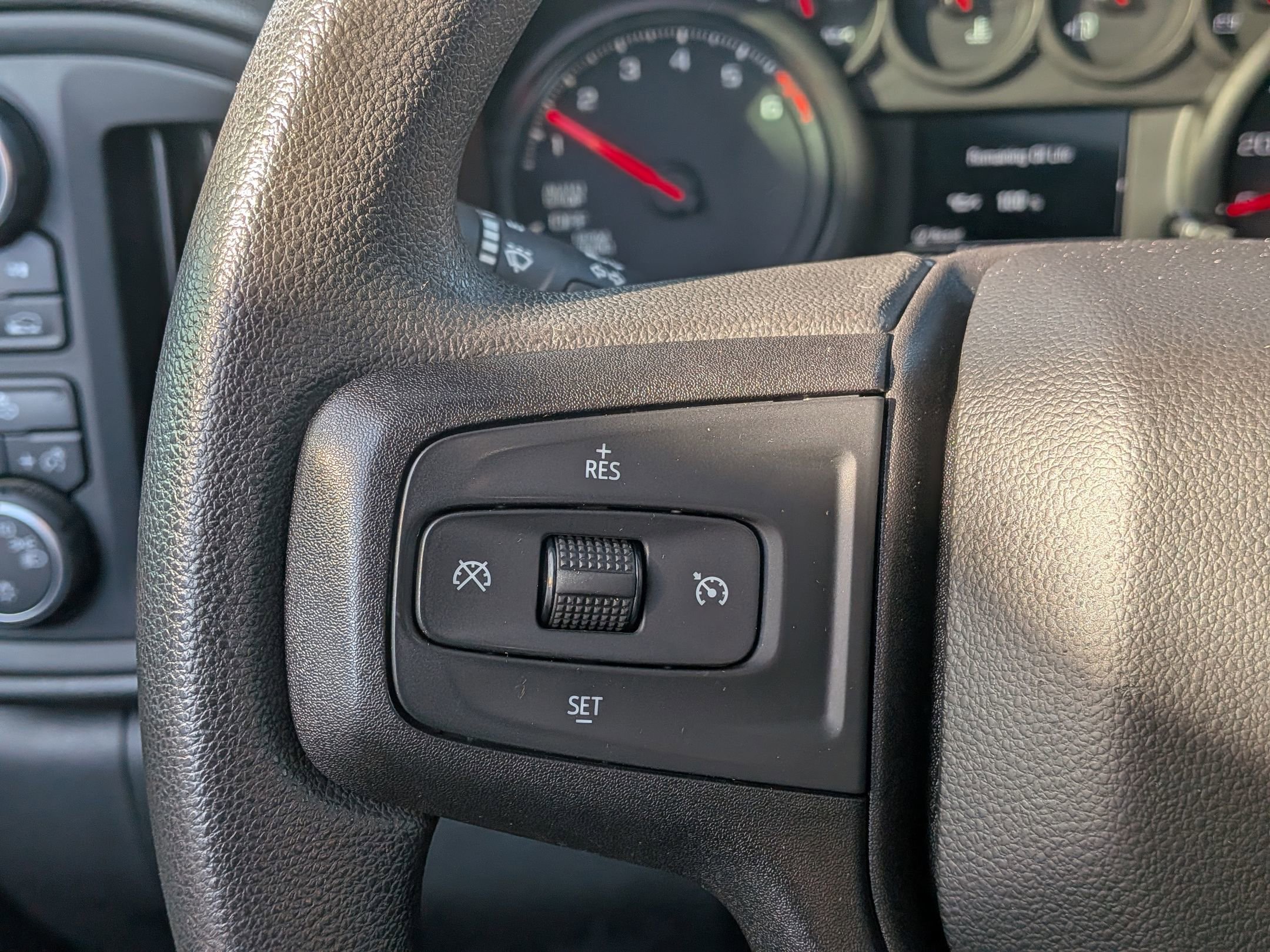 Certified 2021 Chevrolet Silverado 1500 Custom image 21