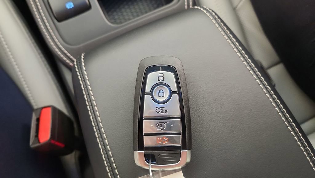 New 2025 Ford Mustang Mach-E Premium image 23