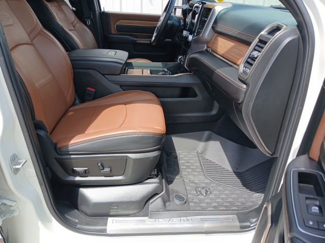 Used 2024 RAM 2500 Limited w/ Safety Group image 34