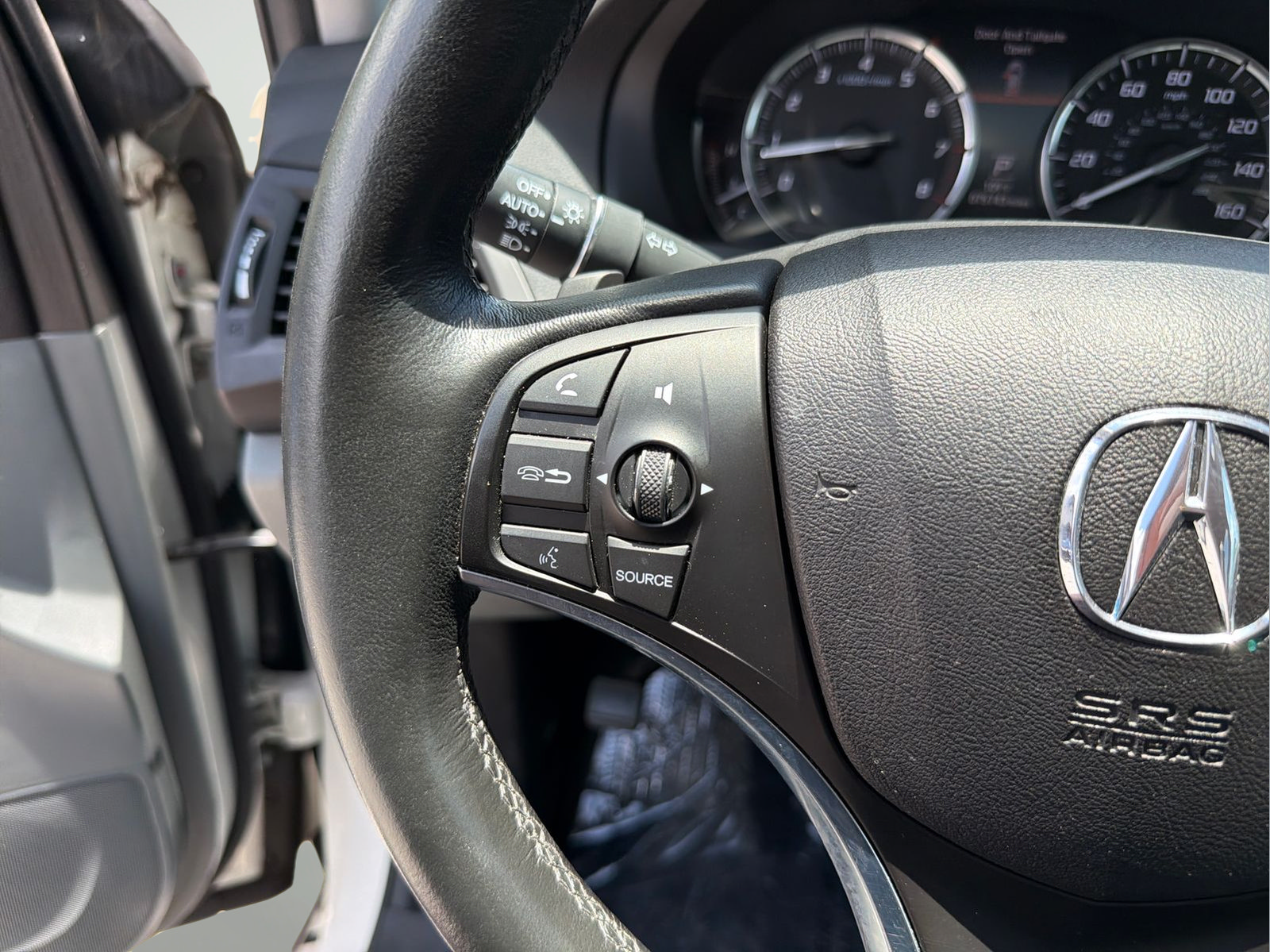 Used 2016 Acura MDX SH-AWD w/ Technology Package image 13