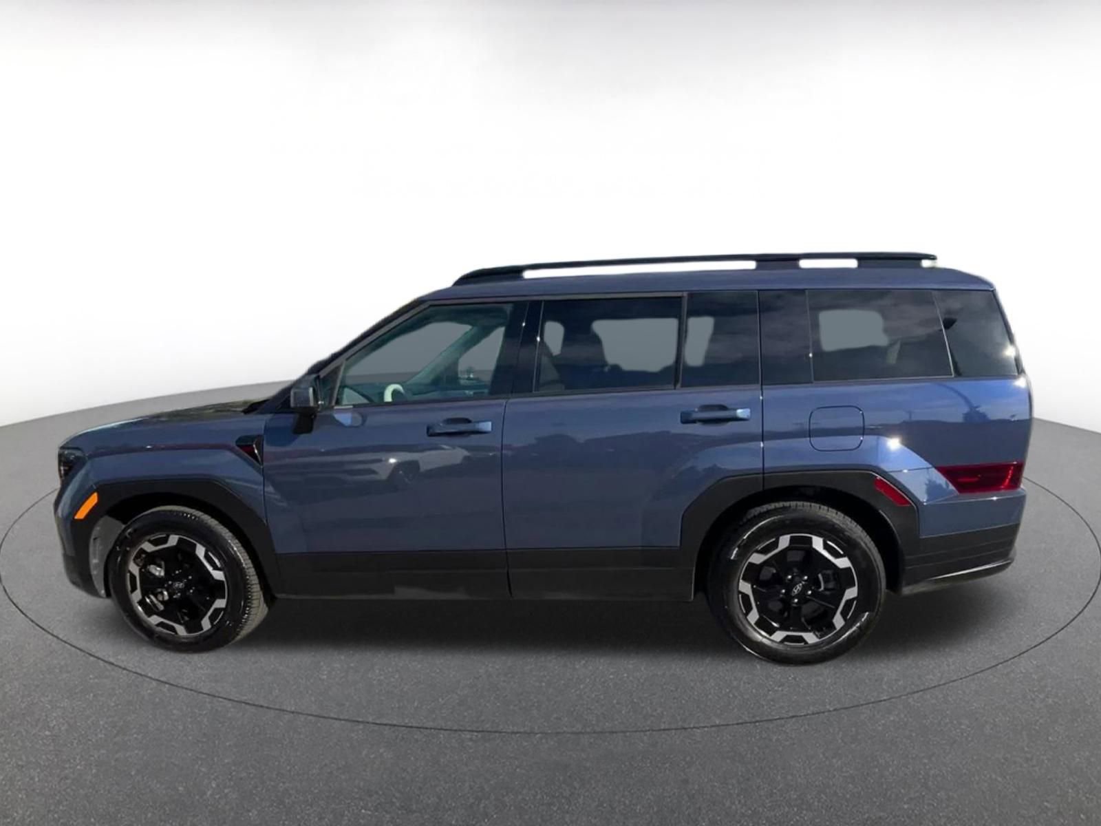 Used 2025 Hyundai Santa Fe SEL image 9