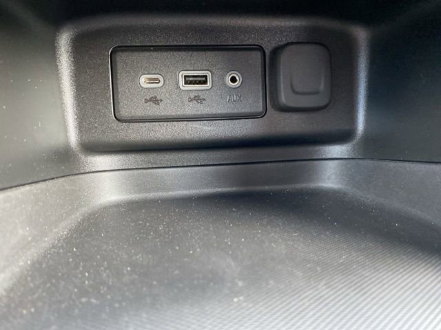 Used 2022 Chevrolet Equinox LT FWD image 34
