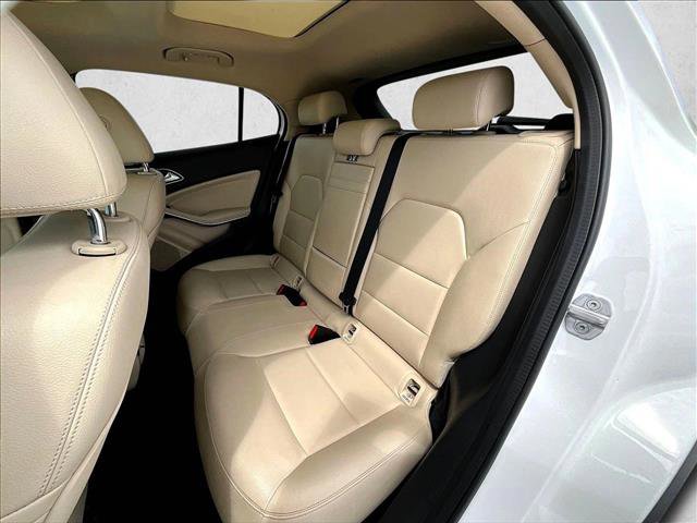 Used 2020 Mercedes-Benz GLA 250 4MATIC image 28