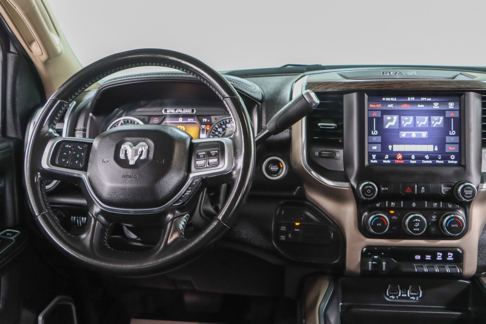 Used 2020 RAM 2500 Laramie AWD/4WD image 18