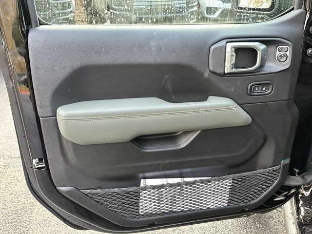 New 2026 Jeep Gladiator Mojave image 10