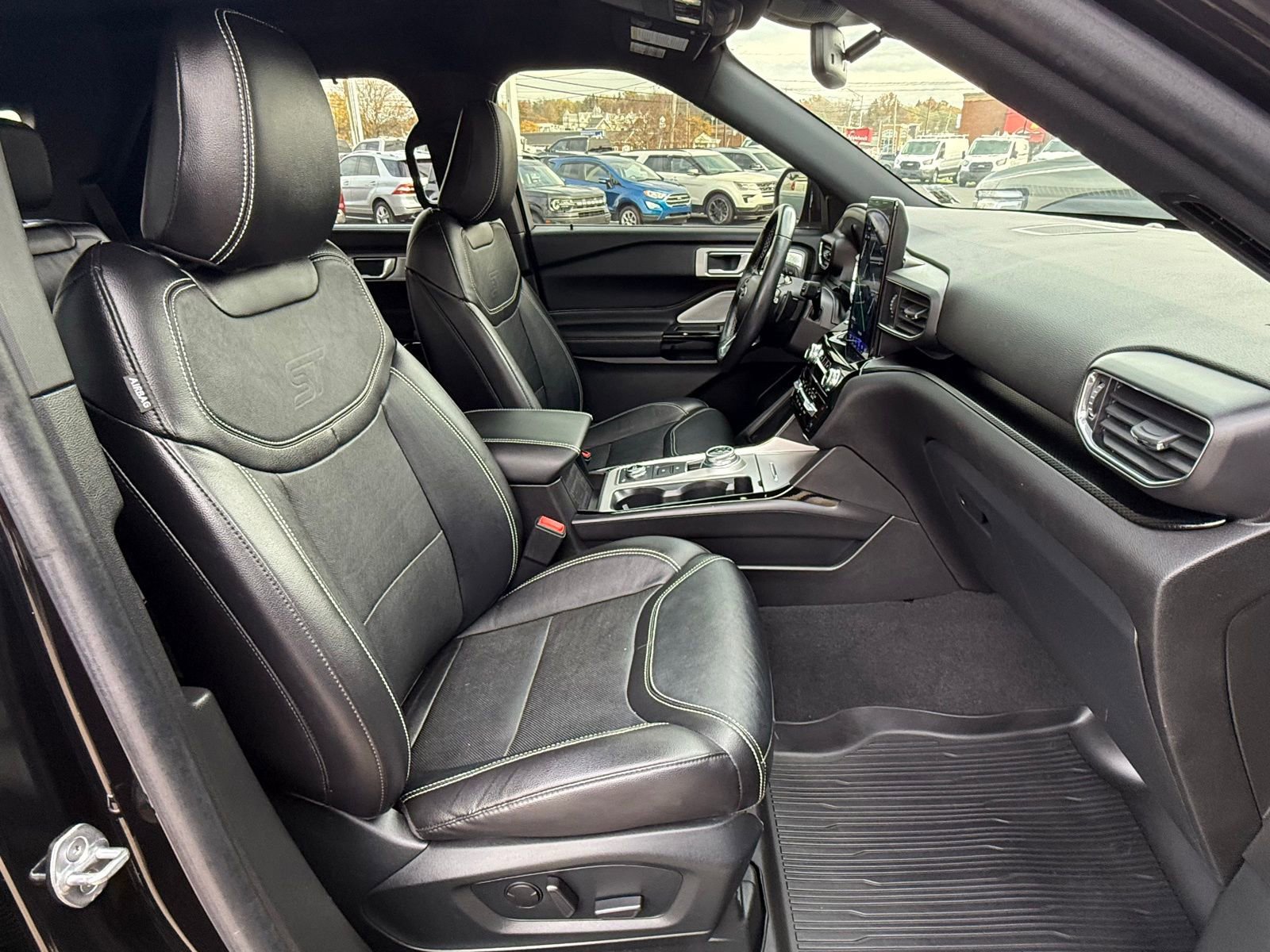 Used 2023 Ford Explorer ST w/ Equipment Group 401A image 18