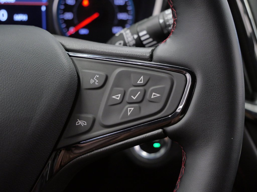 Used 2023 Chevrolet Equinox RS w/ RS Leather Package AWD/4WD image 24