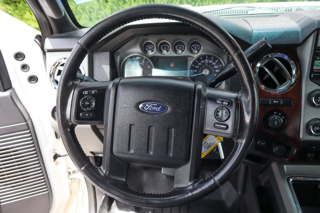 Used 2016 Ford F250 Lariat w/ Lariat Ultimate Package AWD/4WD image 26