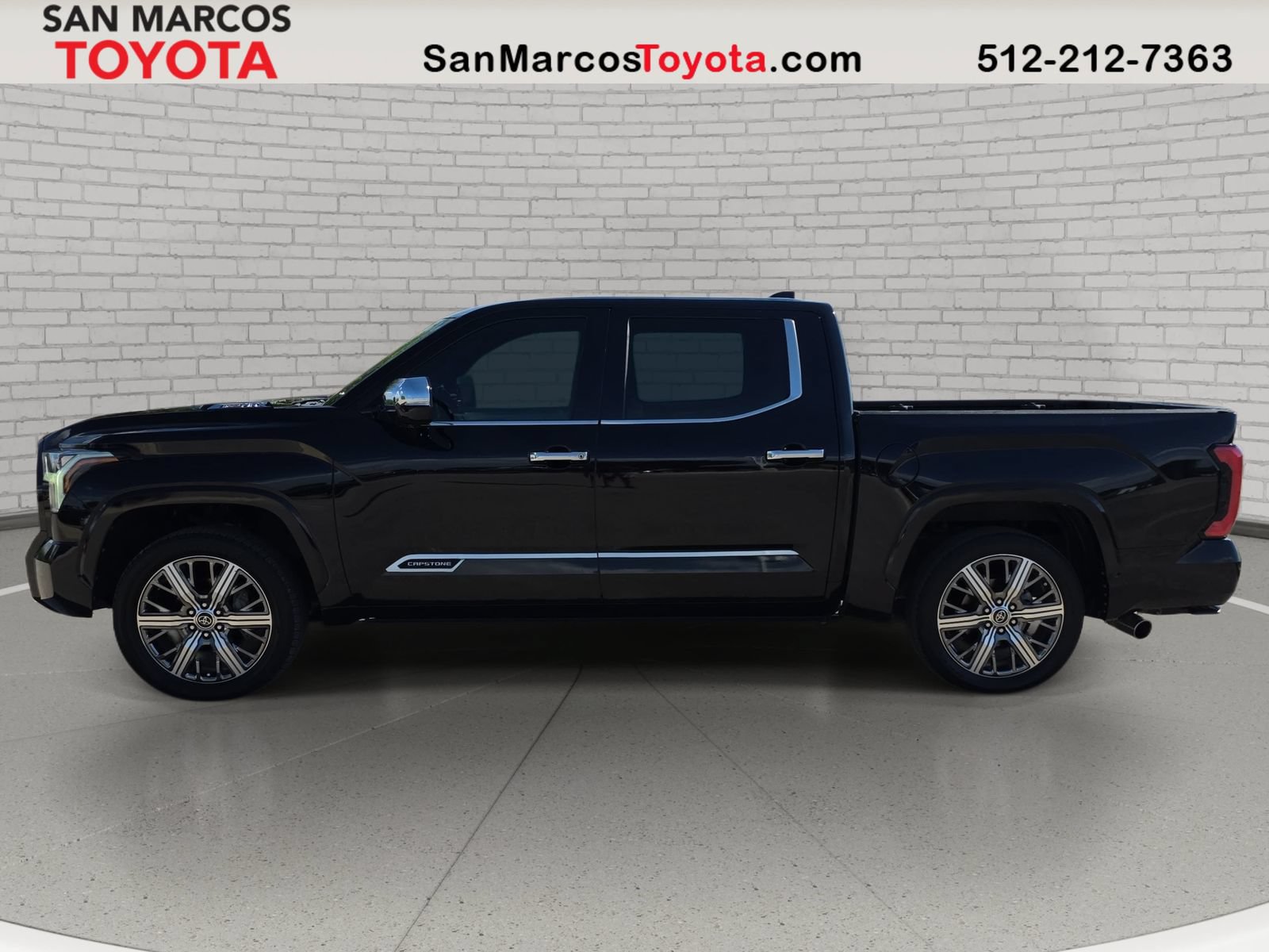 Used 2023 Toyota Tundra Capstone AWD/4WD image 9