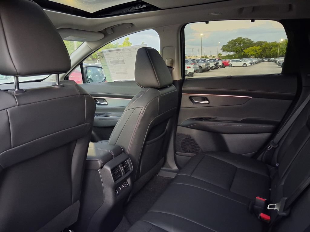 New 2026 Nissan Murano Platinum w/ Cargo Package AWD/4WD image 5