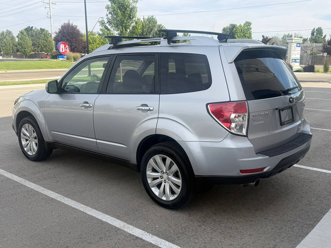 Used 2013 Subaru Forester 2.5XT Touring w/ Popular Pkg 2 AWD/4WD image 10