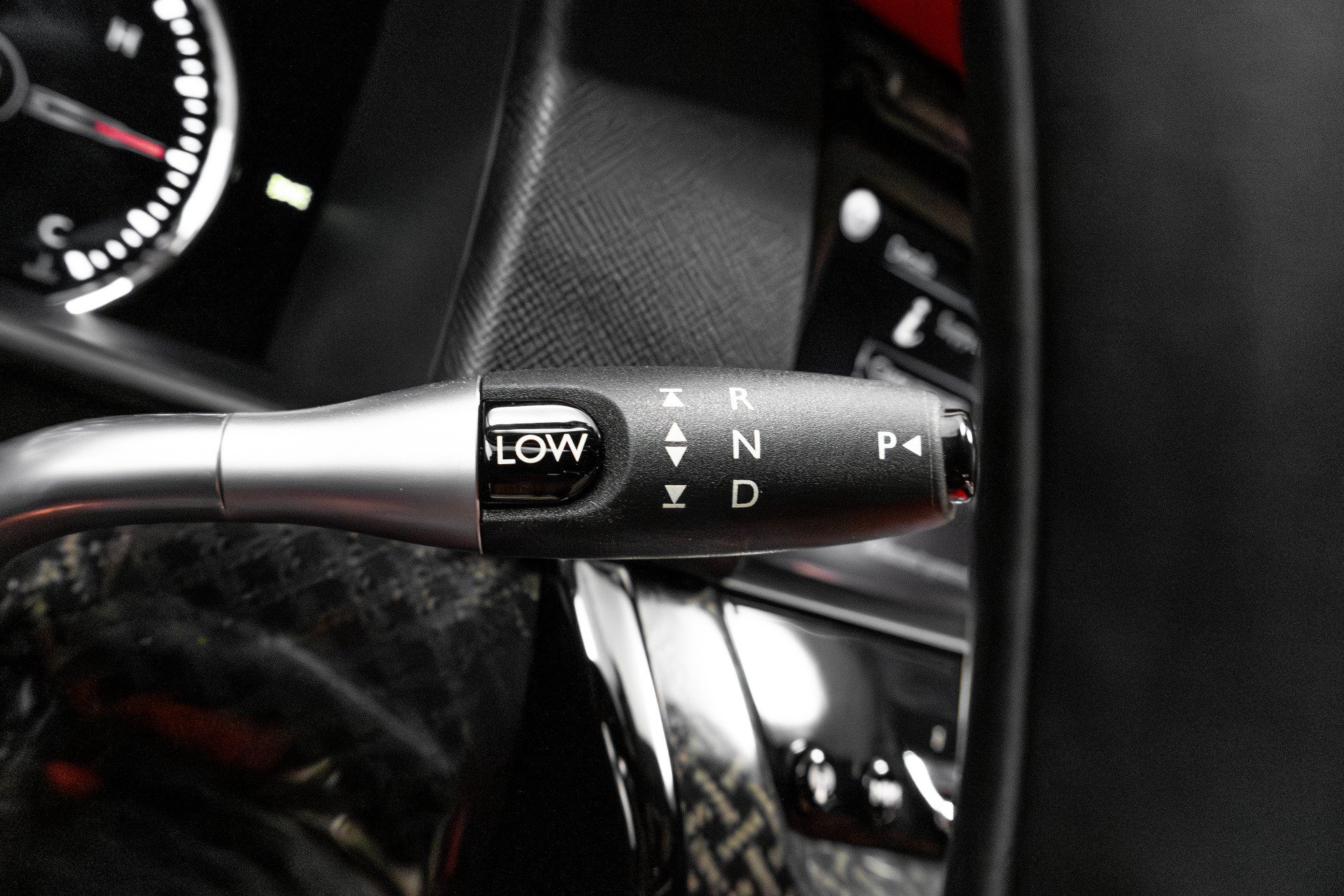 Used 2021 Rolls-Royce Cullinan Black Badge AWD/4WD image 78