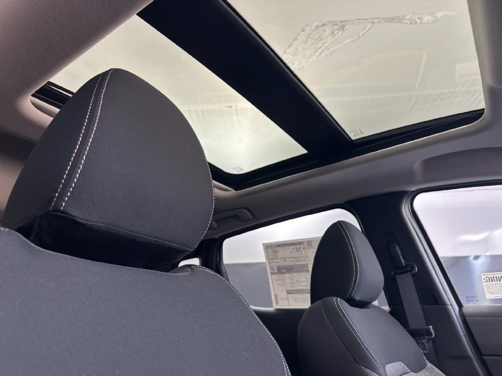 New 2027 Nissan Kicks SV w/ SV Premium Package AWD/4WD image 16