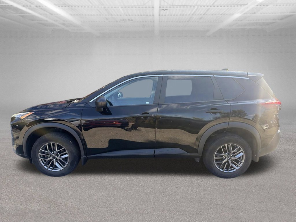 Used 2023 Nissan Rogue S AWD/4WD image 11