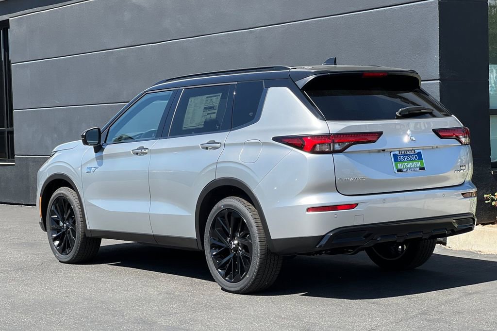 New 2025 Mitsubishi Outlander SEL Black Edition image 7