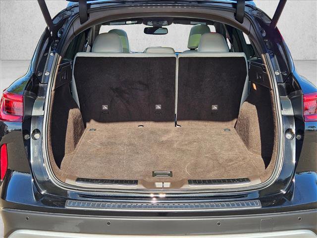 Used 2019 INFINITI QX50 Essential w/ Sensory Package FWD image 6