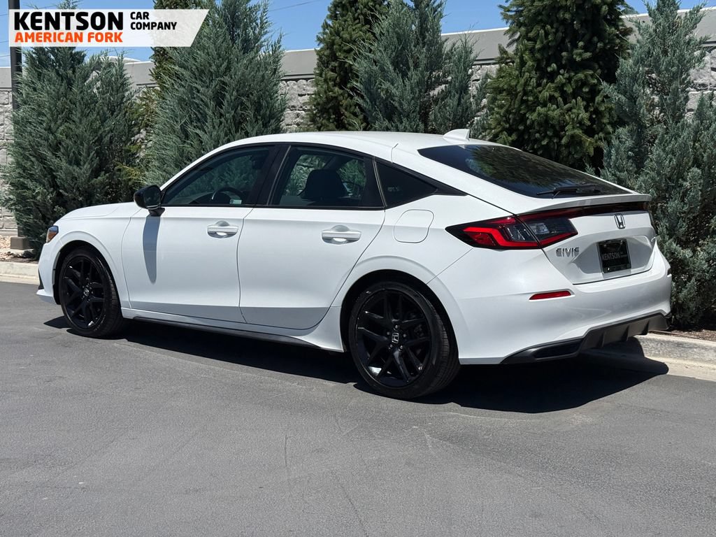 Used 2023 Honda Civic Sport image 5