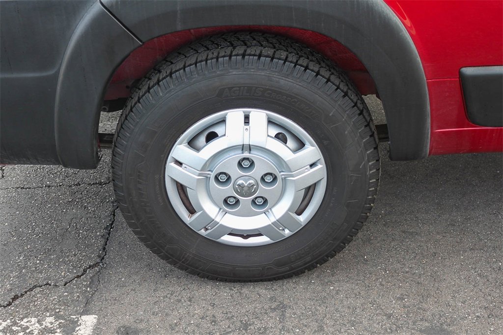 Used 2021 RAM ProMaster 2500 w/ Premium Appearance Group image 13