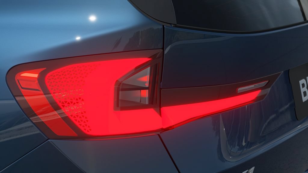 New 2027 BMW X1 xDrive28i AWD/4WD image 8