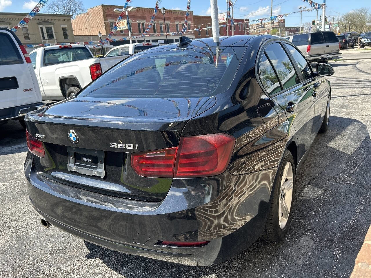 Used 2015 BMW 320i xDrive Sedan AWD/4WD image 4