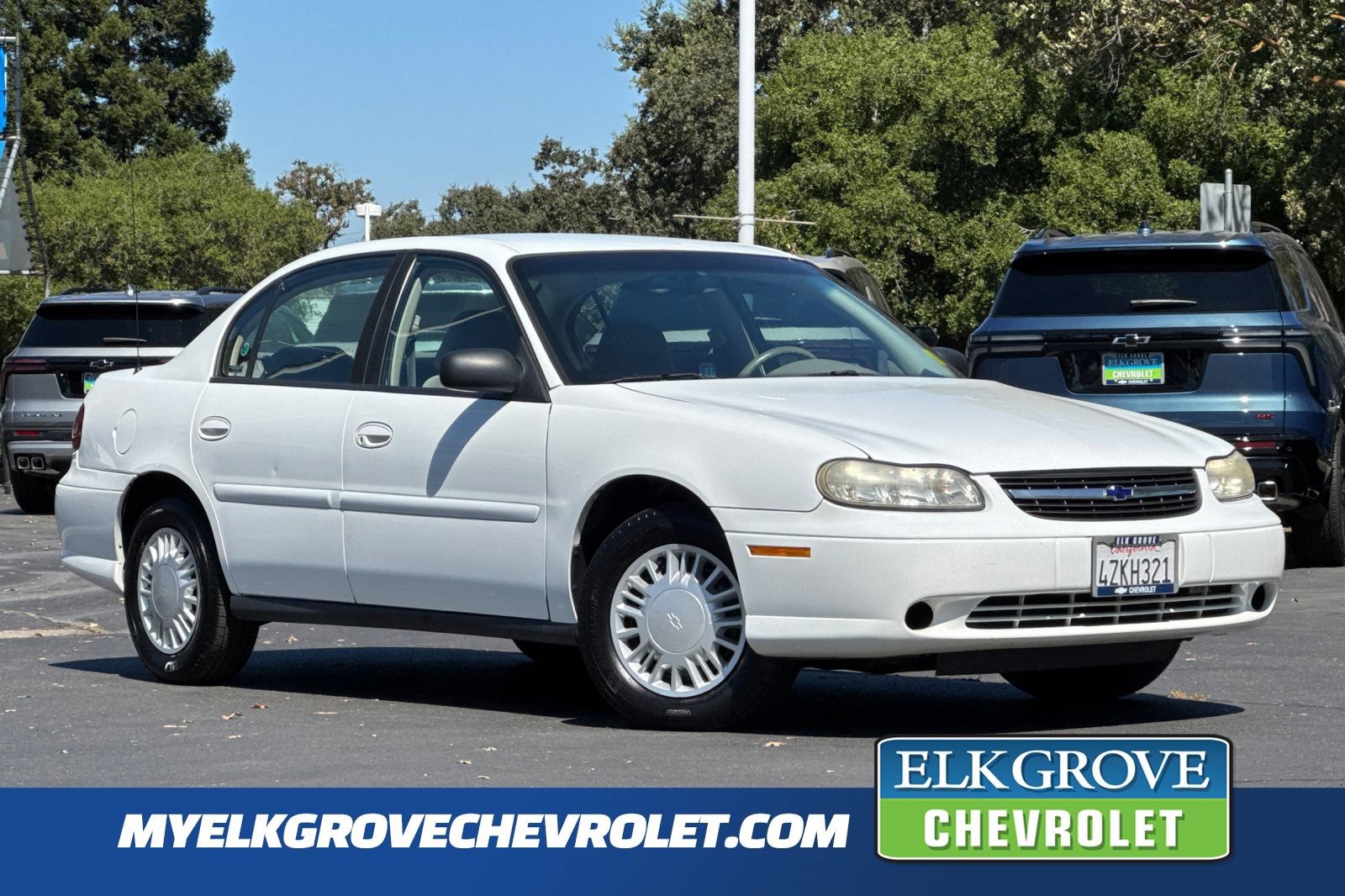 Used 2002 Chevrolet Malibu V6 w/ Preferred Equipment Group 1 FWD image 1